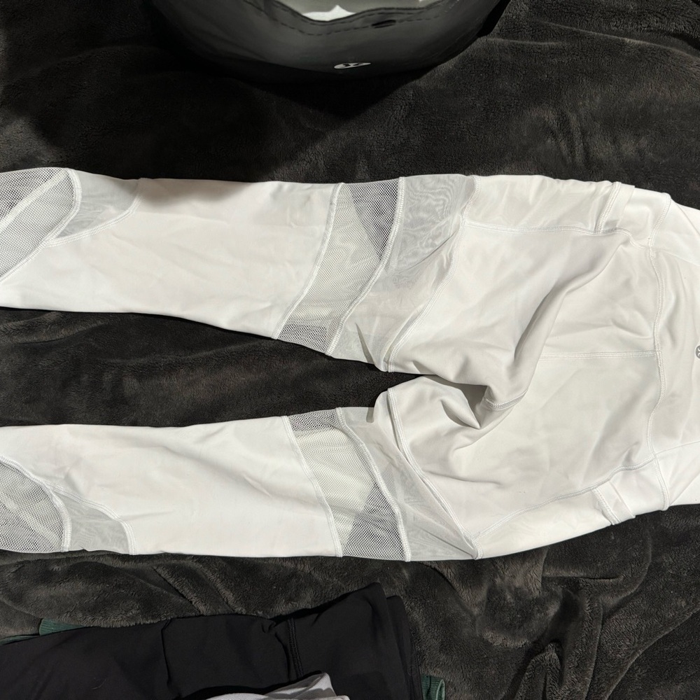 White Lululemon Leggings